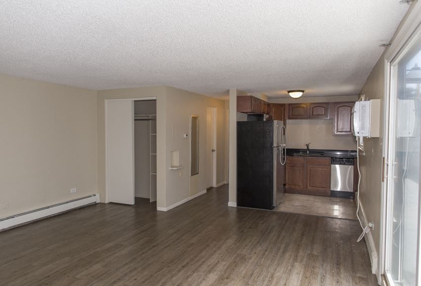 2 Bed / 1 Bath